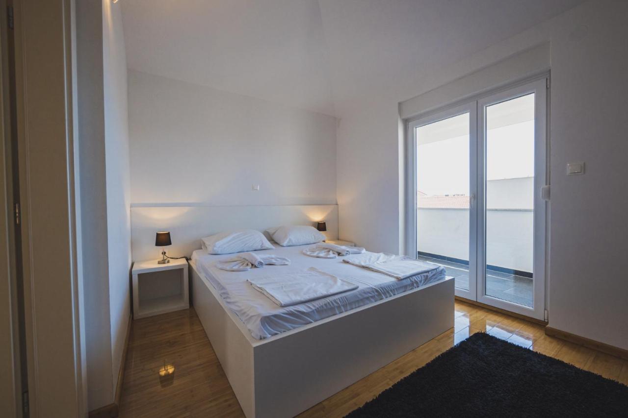 Apartments Lemon Novalja Kültér fotó